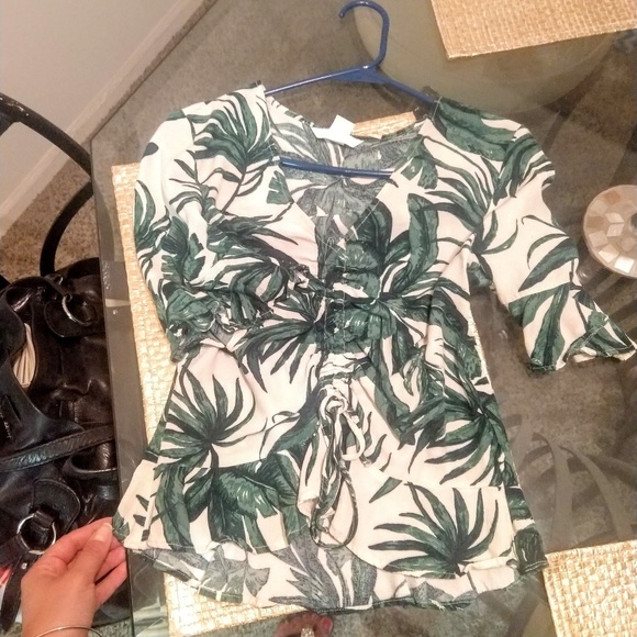 SOLD - H&M blouse - Picture 5 of 7